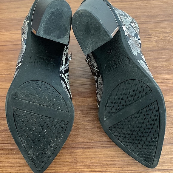 Sam Edelman Snake Pointed Toe Block Heel Booties - Picture 3 of 5